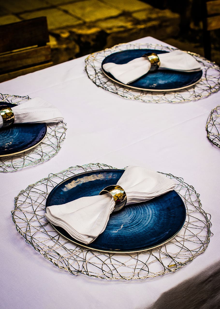 three round blue plate with clothes, cuba, old havana, meal, table HD wallpaper