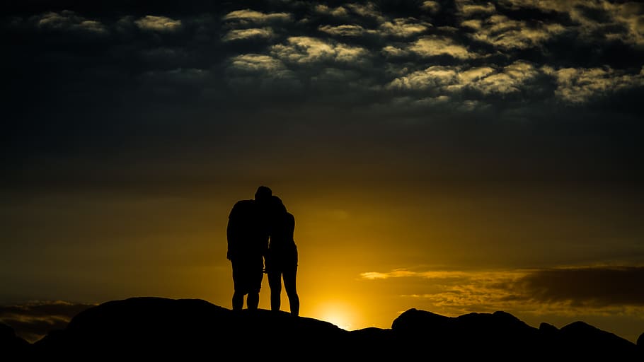 Silhouette Photo of Man and Woman, backlit, clouds, couple, dawn HD wallpaper