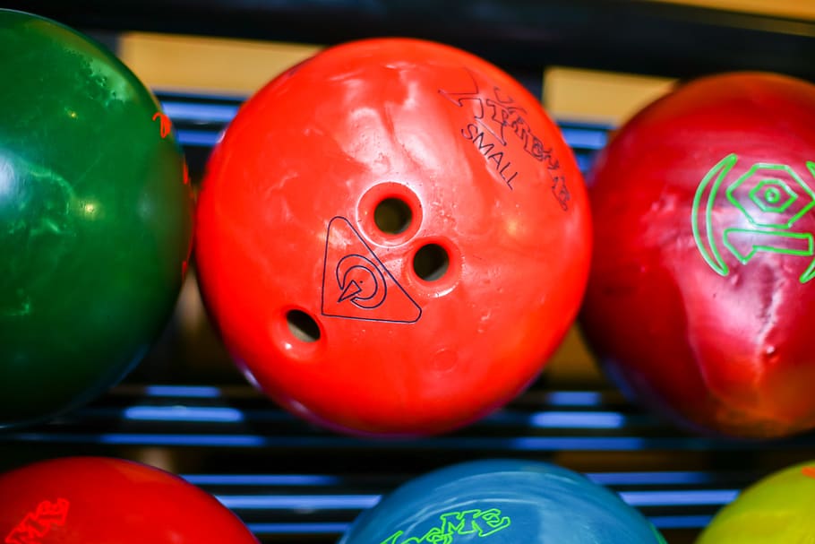 bowling, balls, sports, games, entertainment, red, vacation HD wallpaper