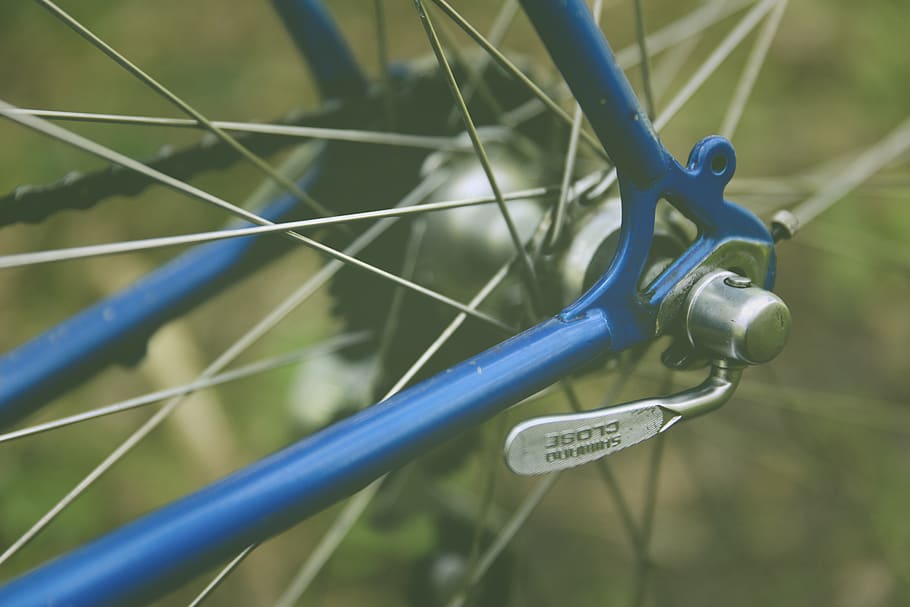 blue bicycle, focus on foreground, close-up, day, land vehicle HD wallpaper