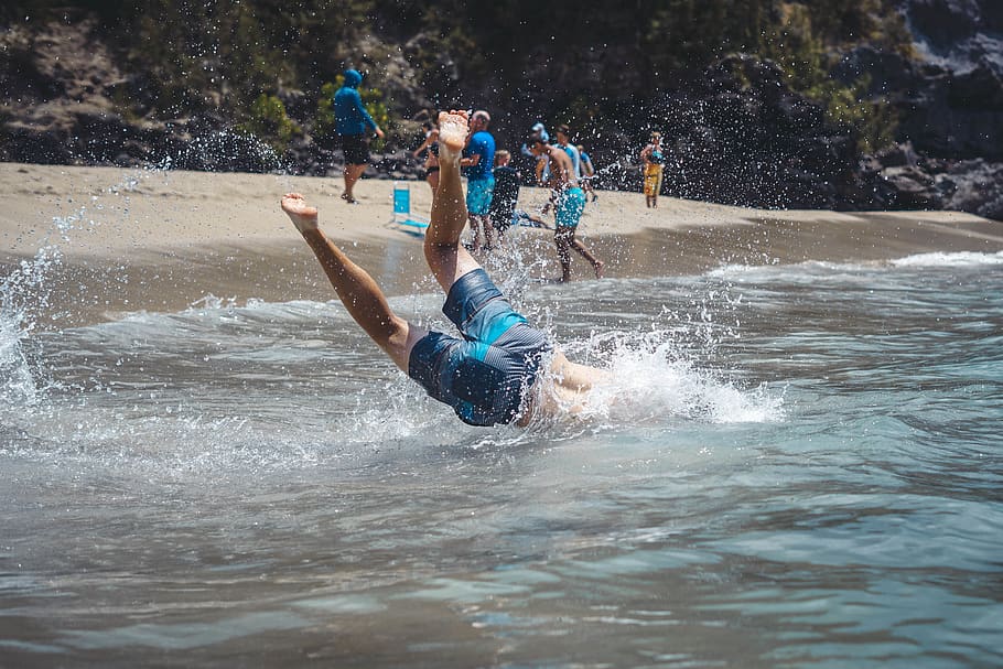 water, splash, ocean, lany, swim, swim suit, dive, trees, cliffs HD wallpaper