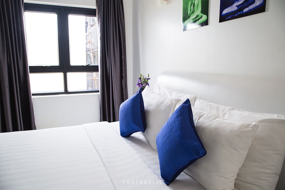 Open Curtain, bed, bedroom, clean, comfort, contemporary, curtains HD wallpaper