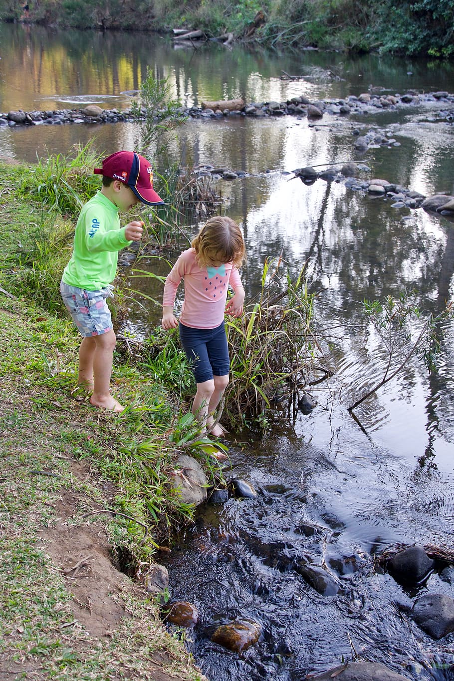 explore, kids, water, nature, outdoors, curious, dom, exploring HD wallpaper