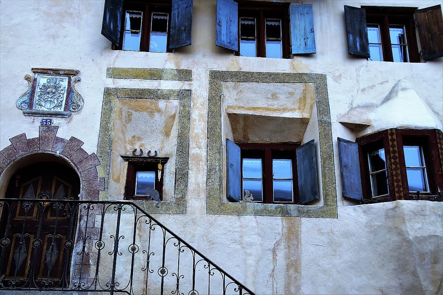 stairs, architecture, window, house, building, old, street HD wallpaper