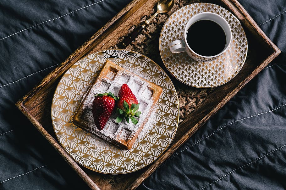 Saffle with strawberries and cup of coffee, fruit, cafe, bed, HD wallpaper