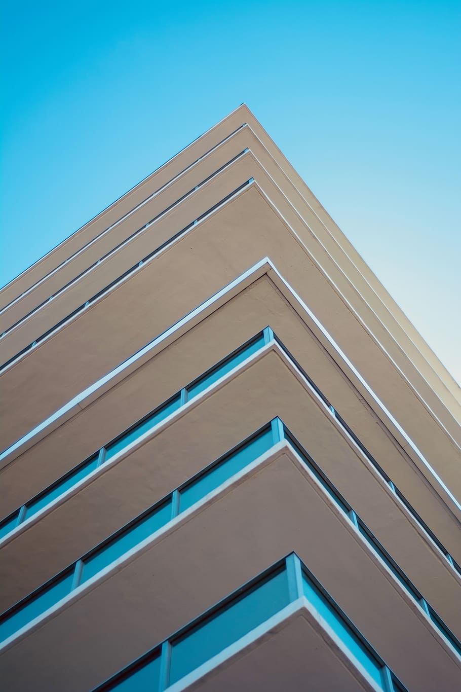 Low-angle Photography of Concrete Building, architectural design HD wallpaper