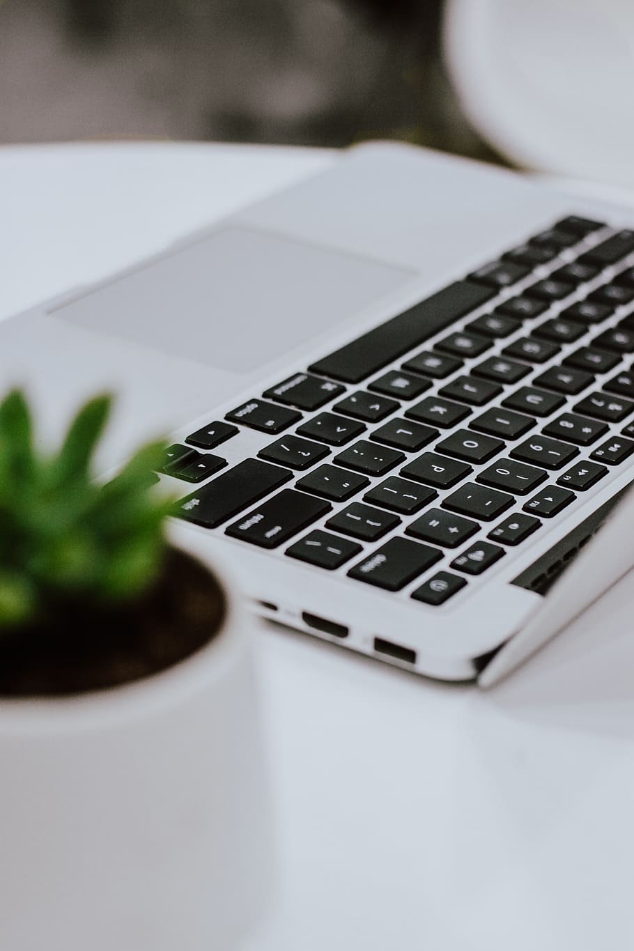 MacBook, computer, technology, close-up, laptop, table, no people HD wallpaper