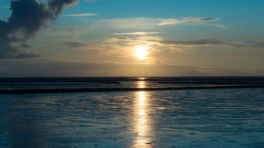 sunset, waters, dawn, nature, sky, sea, cloud - sky, beauty in nature HD wallpaper