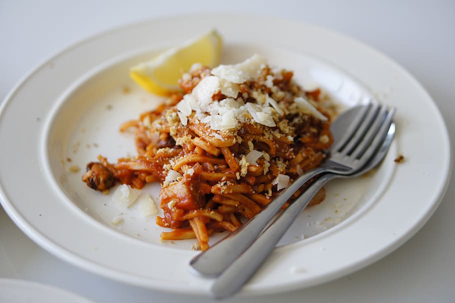 cooked pasta, cutlery, fork, food, plant, meal, dish, lemon, lunch HD wallpaper