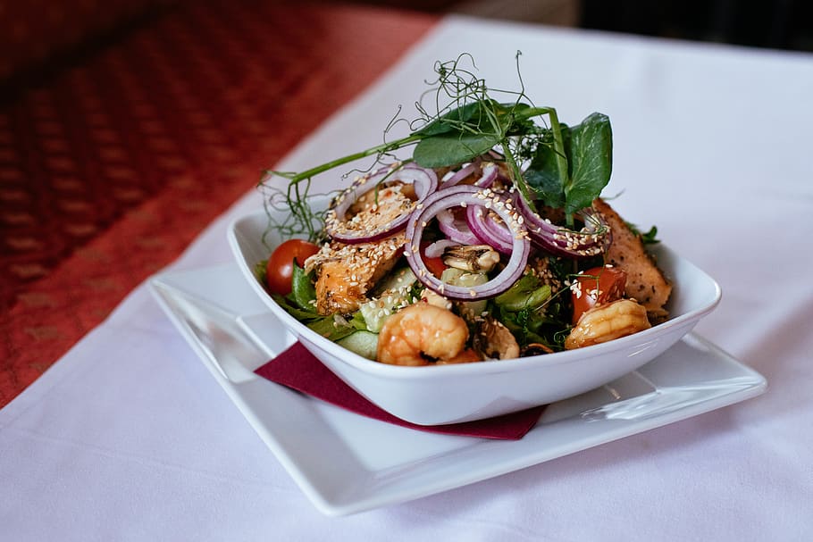 Cooked Shrimp With Vegetables On Square Bowl, appetizer, cuisine HD wallpaper