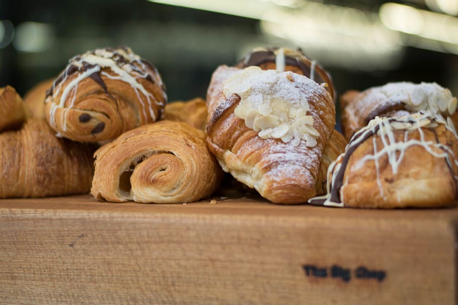 baked croissant breads, food, sweets, breakfast, bakery, shop HD wallpaper