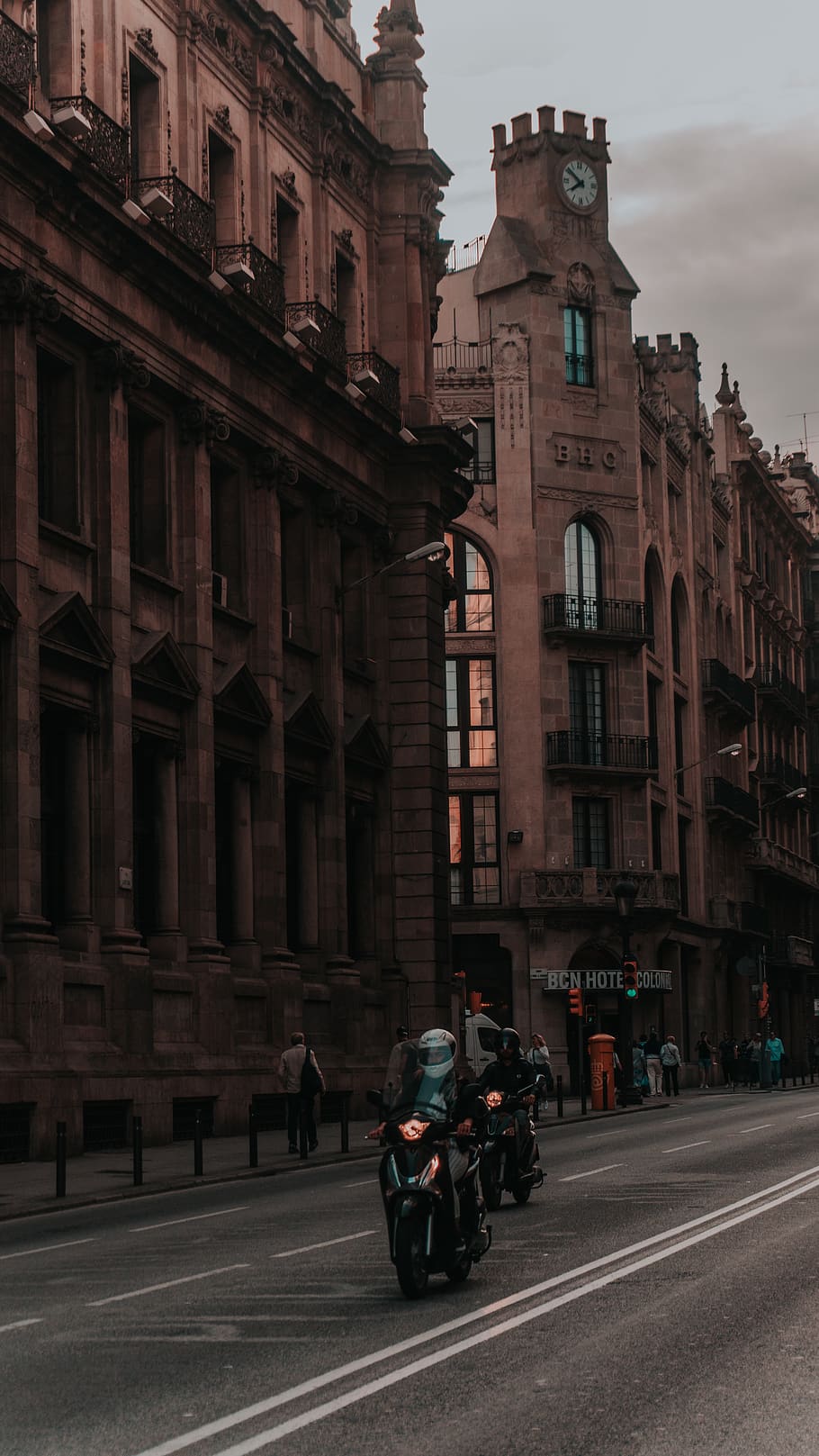 spain, barcelona, transportation, mode of transportation, architecture HD wallpaper