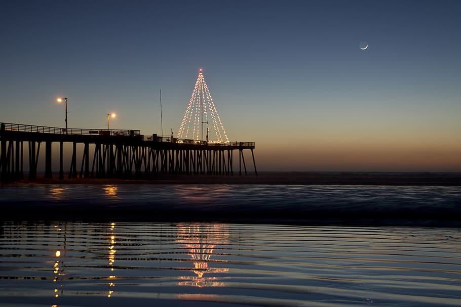 Photo Of Pier, beach, dawn, ocean, sea, seascape, seashore, sunrise HD wallpaper