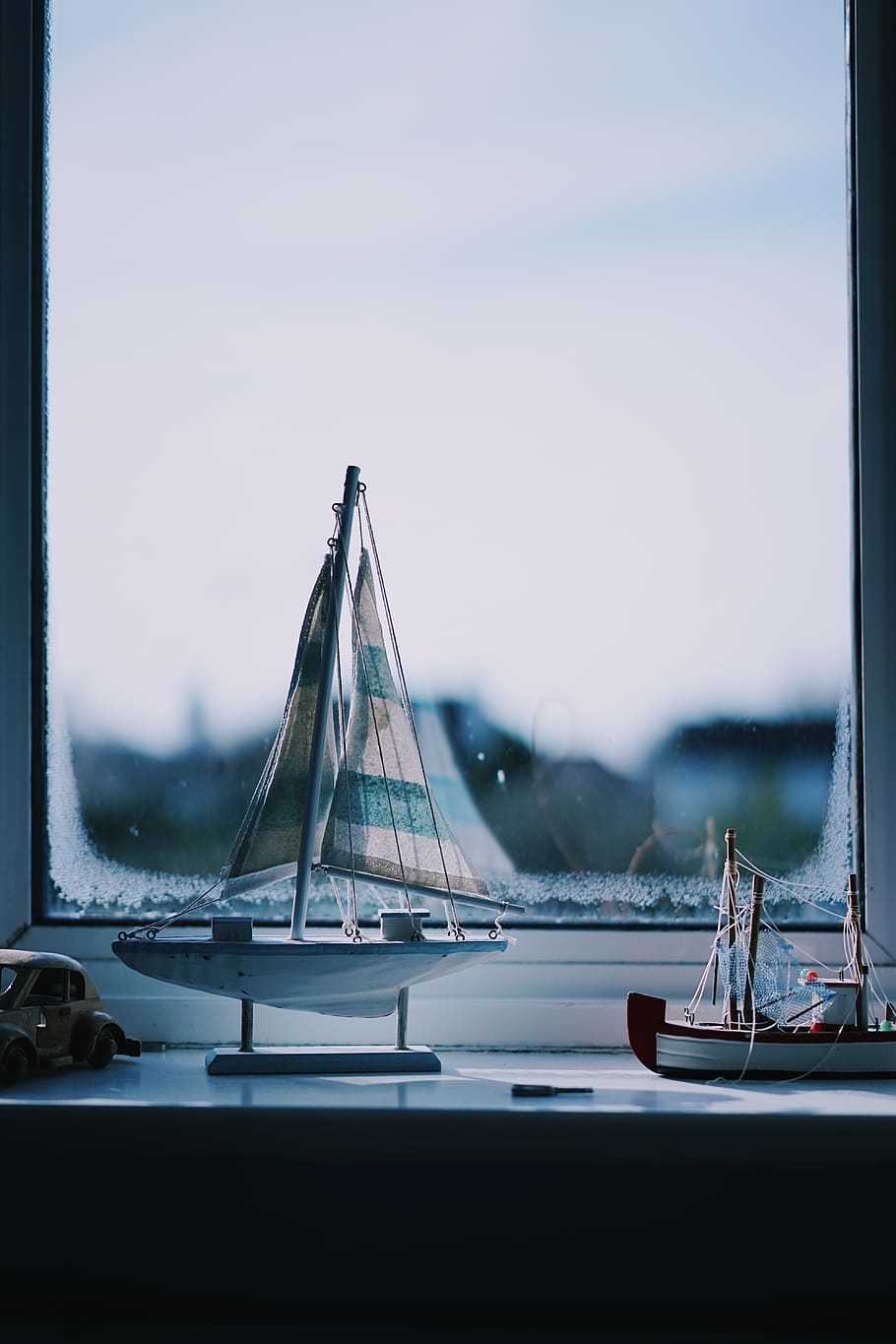 still, items, things, miniature, scale, model, ship, sail, display HD wallpaper