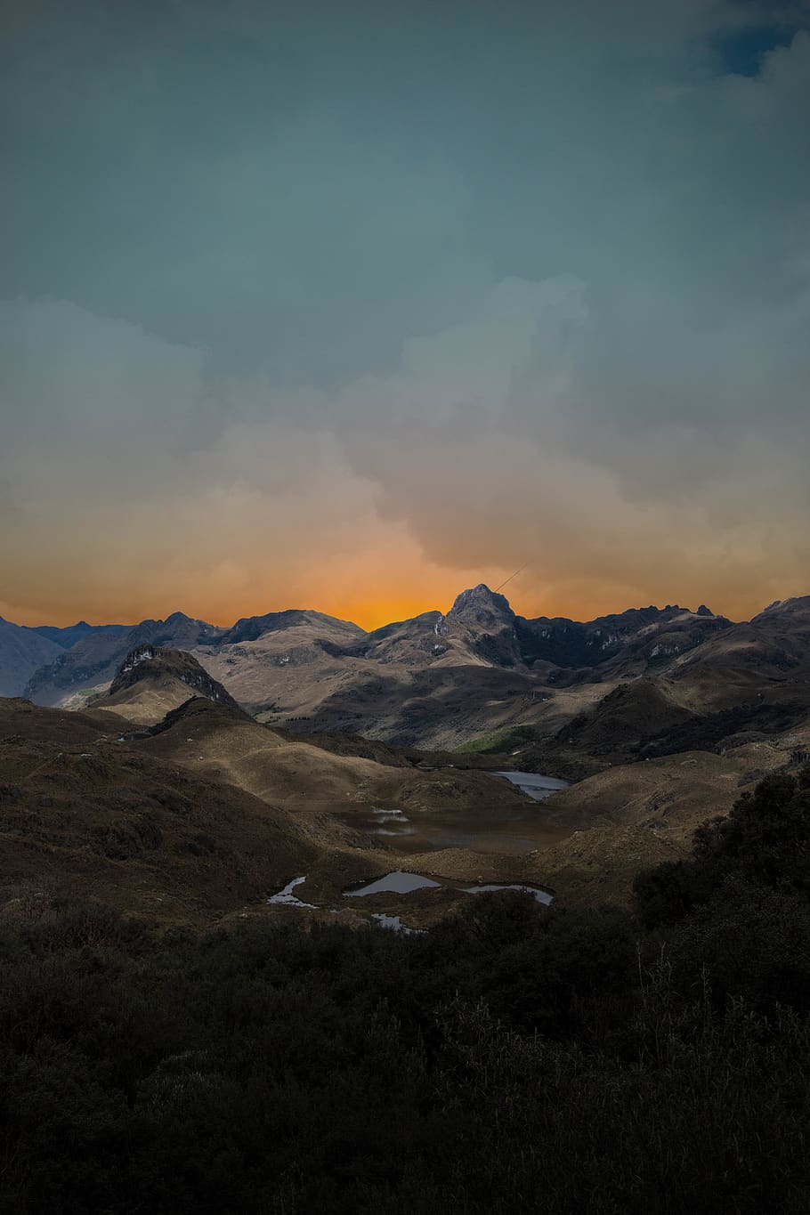 mountain under cloudy sky, mountain range, nature, outdoors, peak HD wallpaper