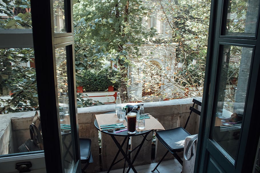 Glass Bottles on Table on Porch, chairs, coffee table, daylight HD wallpaper