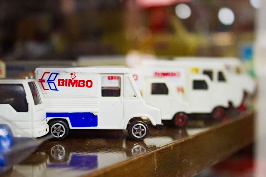 HD wallpaper: selective focus photography of white Bimbo truck die-cast ...