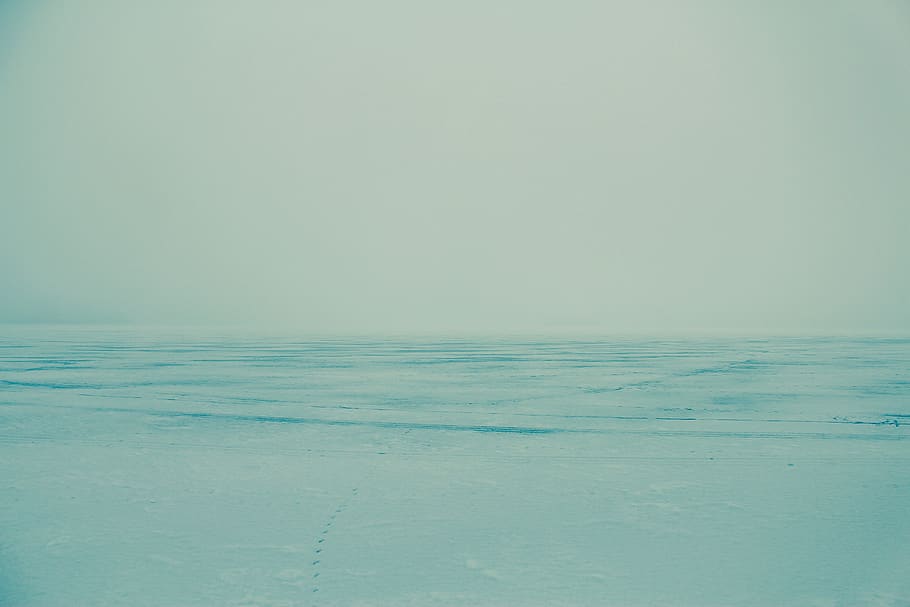 Hãy khám phá hình nền HD Thụy Điển, Luleå, nơi sương mù và băng trắng phủ kín khung hình. Vào một ngày cuối tuần, hãy tìm kiếm sự yên tĩnh từ nền desktop của bạn với cảnh đẹp như thế này. Chúng ta cần chút thời gian để thư giãn và quên đi những lo toan của cuộc sống.