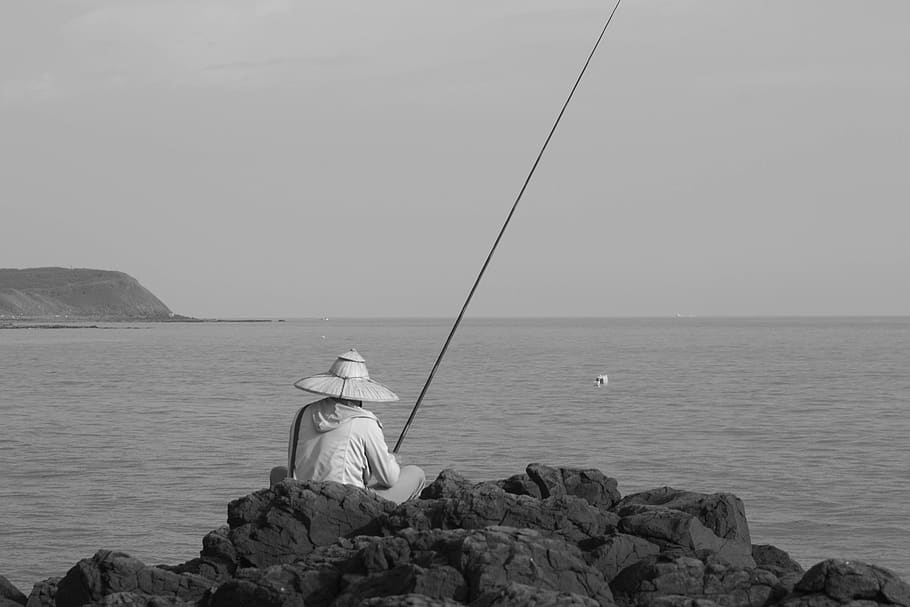 taiwan, fongguei cave, sea, bw, black, white, fishing, fisherman, HD wallpaper