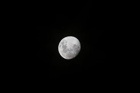 moon, sky, night, grey, wallpaper, astronomy, simple, minimal HD wallpaper