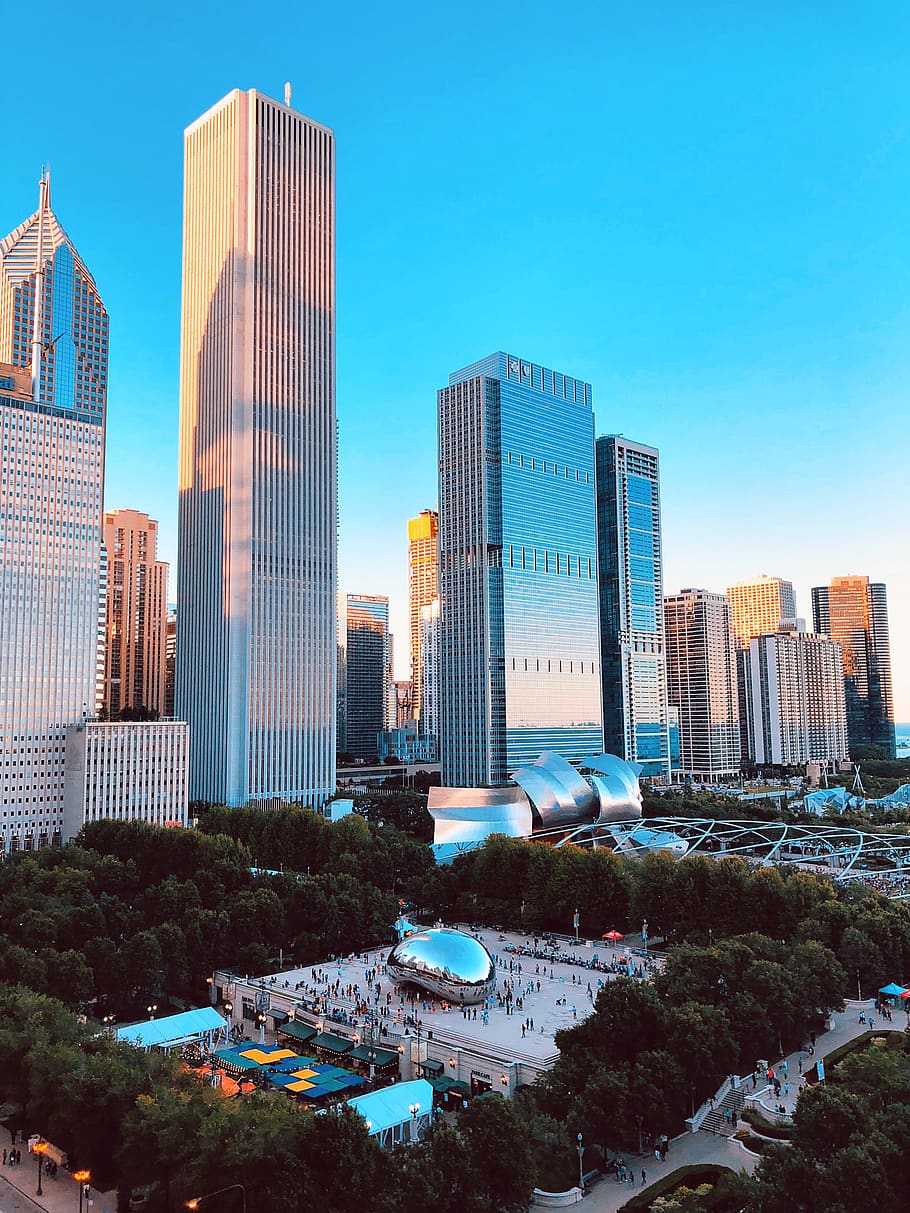 people gathering on Cloud Gate, Chicago, Illinois near buildings, HD wallpaper