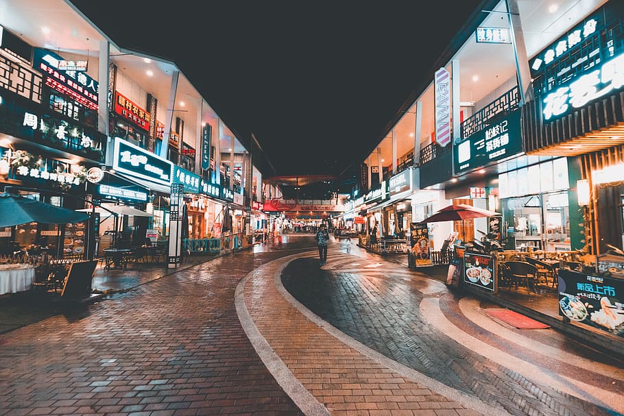 man on road at night, built structure, architecture, building exterior HD wallpaper