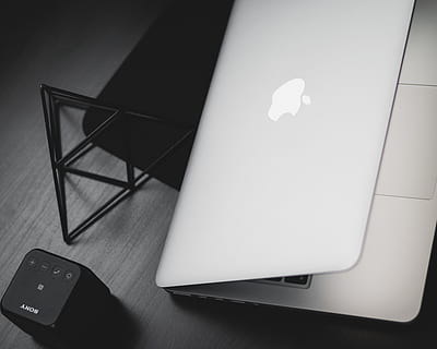 macbook, laptop, desktop, clean, minimal, wallpaper, programming HD wallpaper