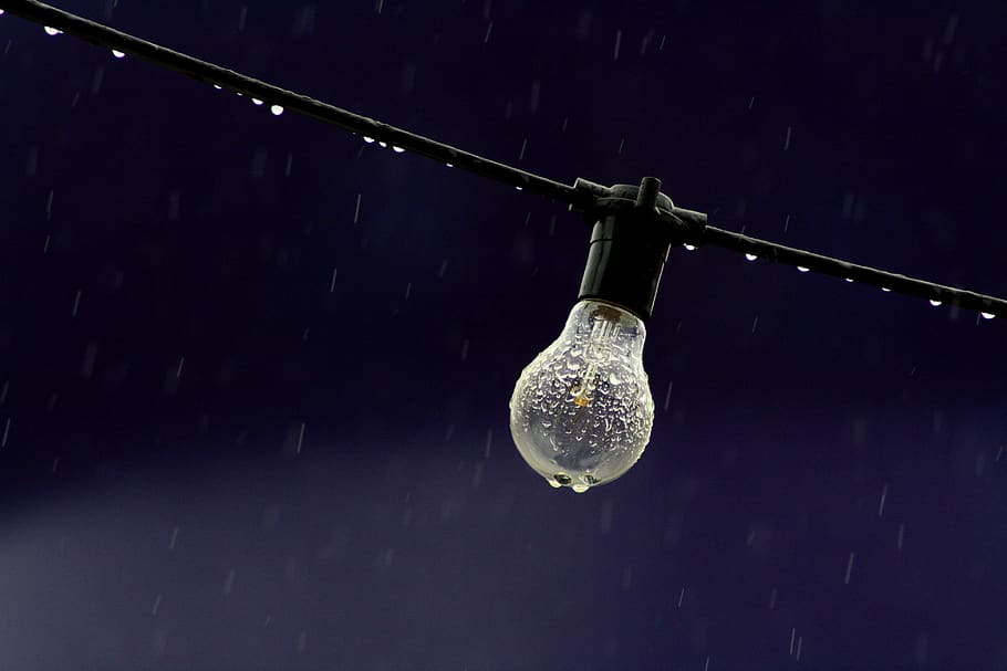 electric, light, bulb, wire, rain, raindrops, water, droplets HD wallpaper