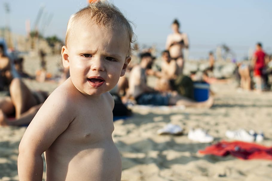 baby, kid, looking, expression, portrait, beach, day, eyes HD wallpaper