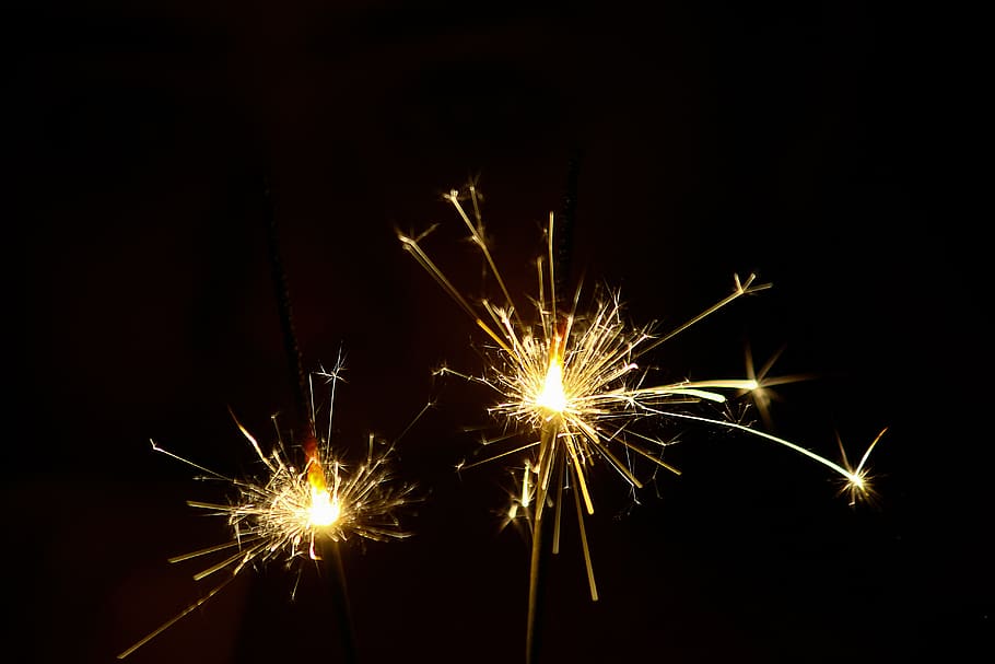 Close-up Photography of Sparklers, blur, bright, celebration HD wallpaper