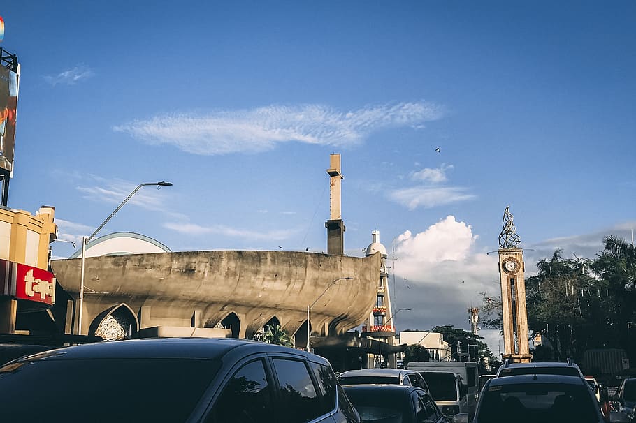 philippines-davao-city-san-pedro-cathedral-church-goldenhourphotography-rawurbanshots-everydayphilippines-streetsactivity.jpg