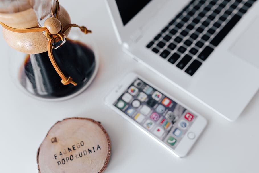 Workplace with laptop on table at home, interior, minimal, minimalist HD wallpaper