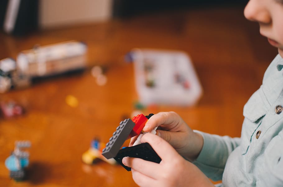 lego, blocks, toys, boy, child, people, playing, bokeh, blur HD wallpaper