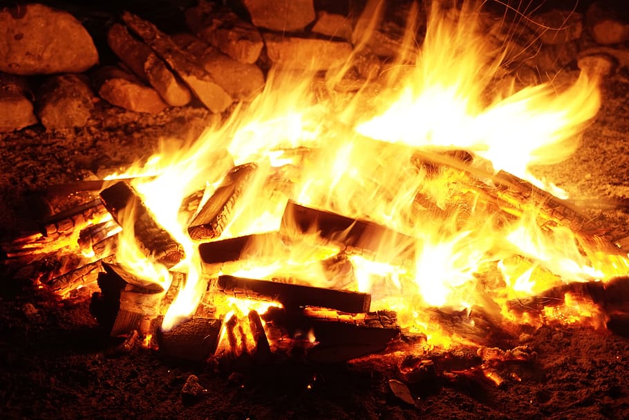 Bon Fire With Firewood Lot, ash, blaze, bonfire, burn, burning HD wallpaper