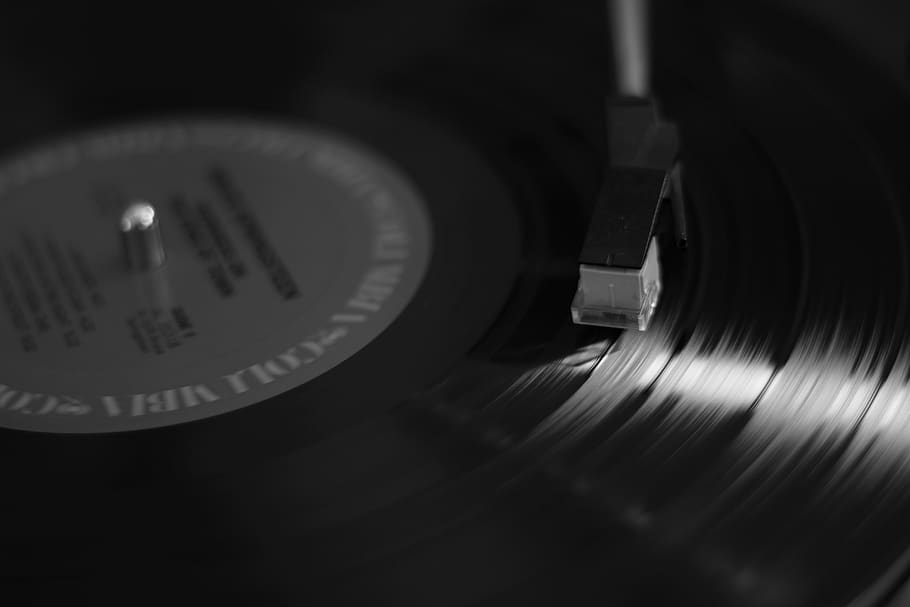 Black Vinyl Record, music, play, spinning, turntable, arts culture and entertainment HD wallpaper