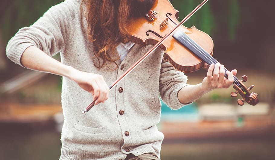 person playing brown violin, string instrument, music, musical instrument HD wallpaper