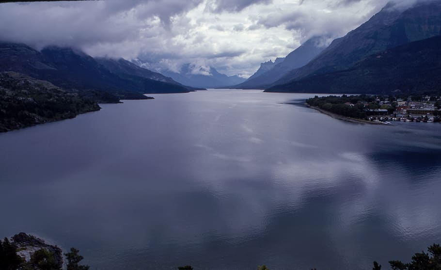 water, mountains, clouds, city, lake, cloud - sky, scenics - nature HD wallpaper