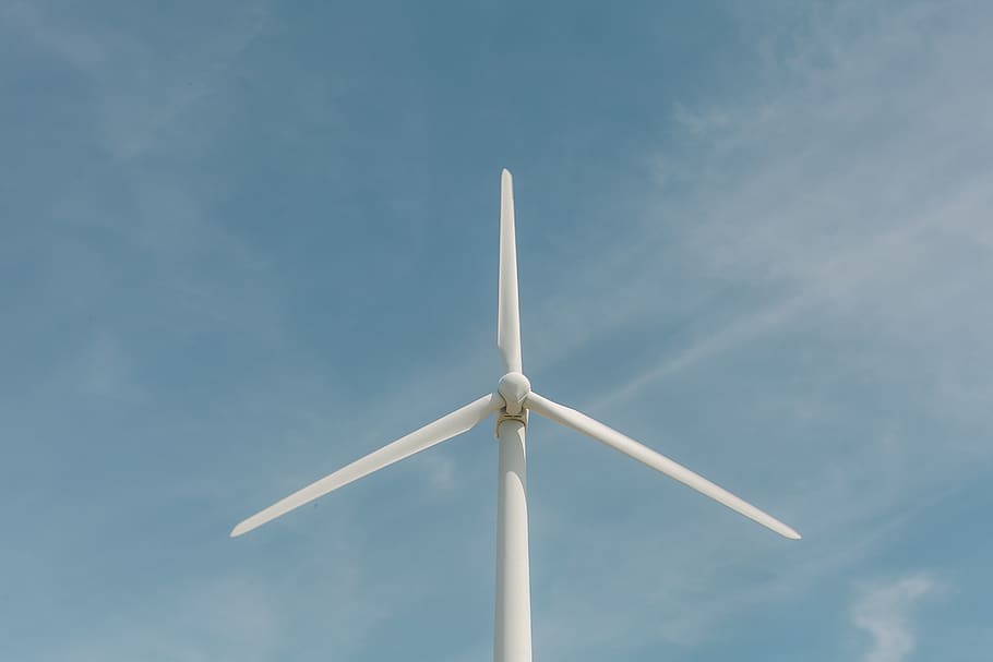 white windmill under calm blue sky, turbine, wind turbine, renewable energy HD wallpaper