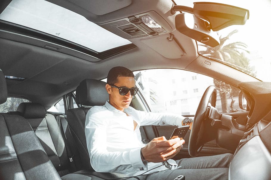 Man in White Dress Shirt Holding Smartphone, car, car interior HD wallpaper