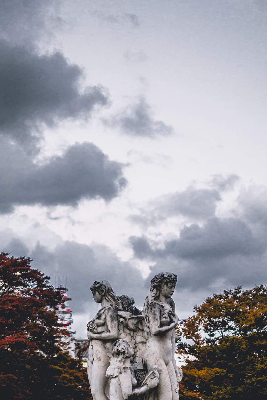 statue, japan, hiroshima, sculpture, cloud - sky, art and craft HD wallpaper