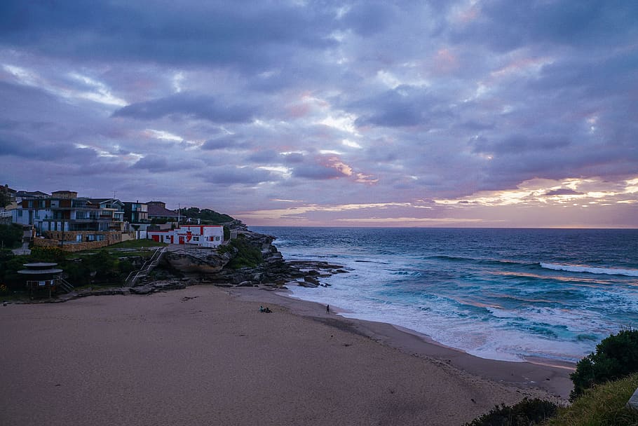 Scenic View of Ocean During Dawn, bay, beach, buildings, clouds HD wallpaper