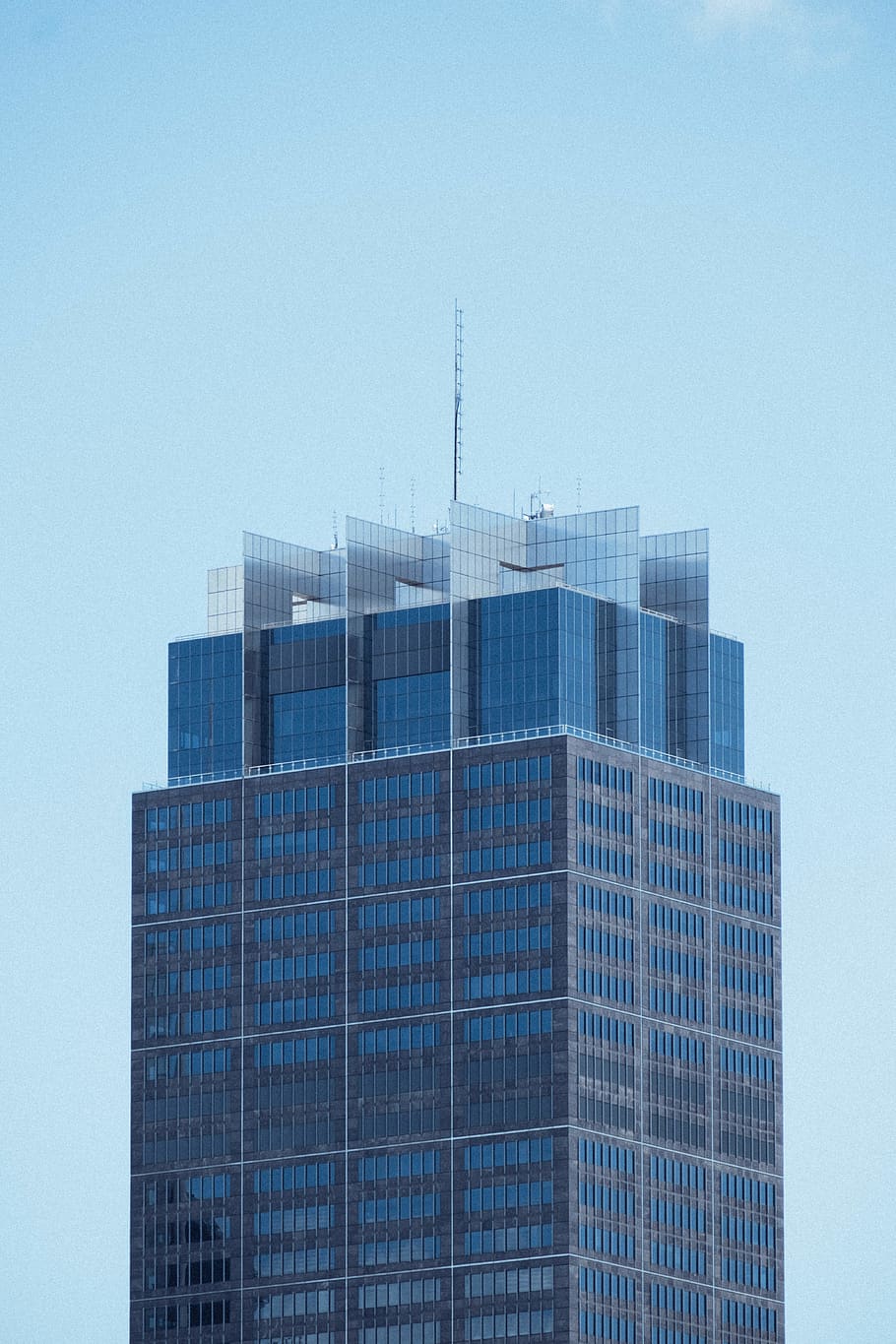 blue building under blue sky, office building, city, high rise HD wallpaper