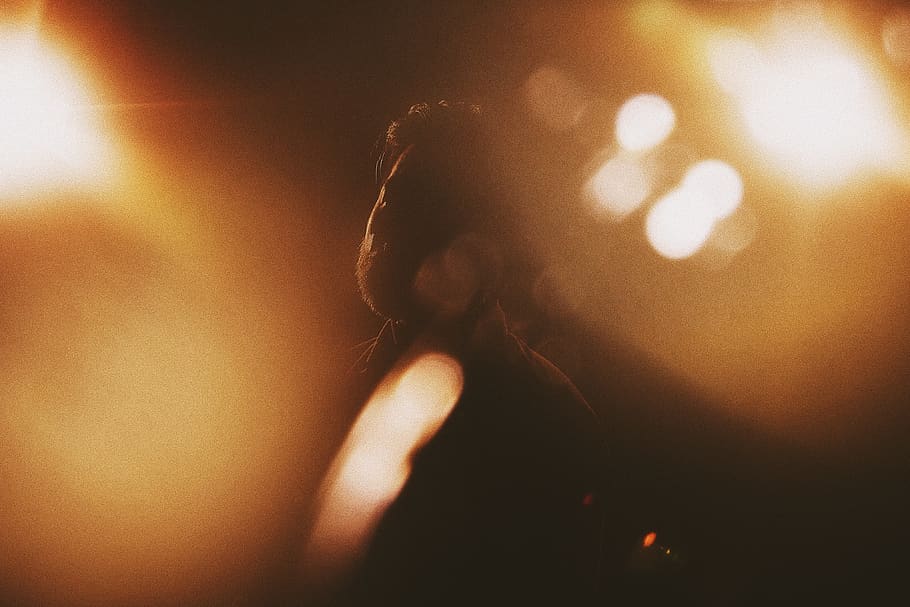 flare, light, lighting, person, human, stage lights, portrait HD wallpaper