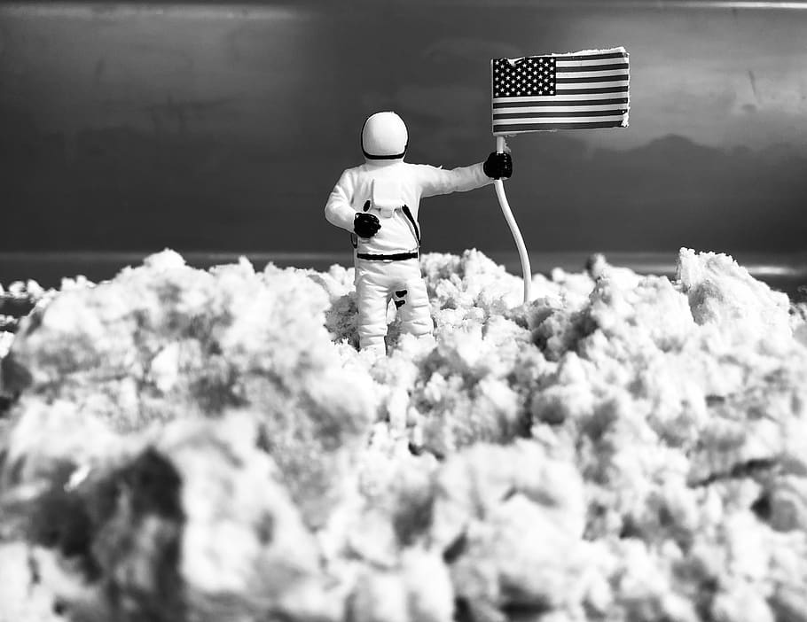 space, moon, moon sand, astronaut, america, toy, preschool HD wallpaper