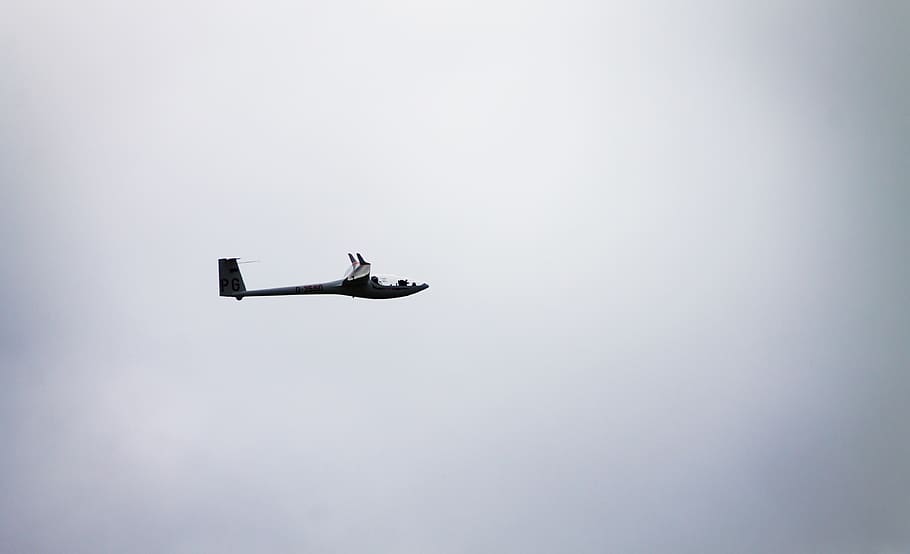 gray plane under gray sky, flight, aircraft, transportation, grey HD wallpaper