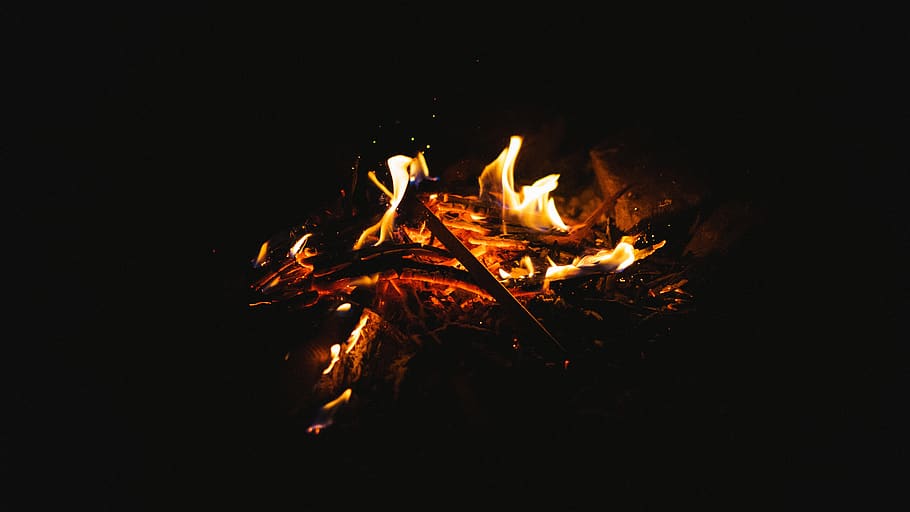 fire, camp, woods, rock, spark, dark, night, flame, burning HD wallpaper
