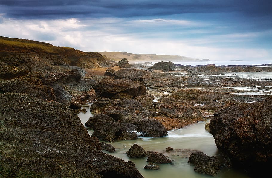ocean, beach, stone, water, rock, rock - object, solid, beauty in nature HD wallpaper