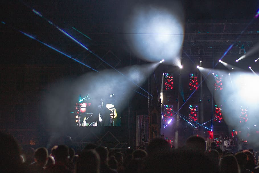 indoors, interior design, lighting, human, person, crowd, stage HD wallpaper