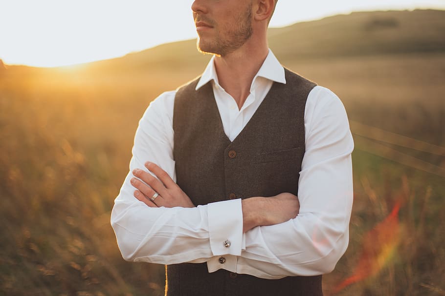 Man Wearing White Dress Shirt With Black Vest Standing on Grass Field during Sunset, HD wallpaper