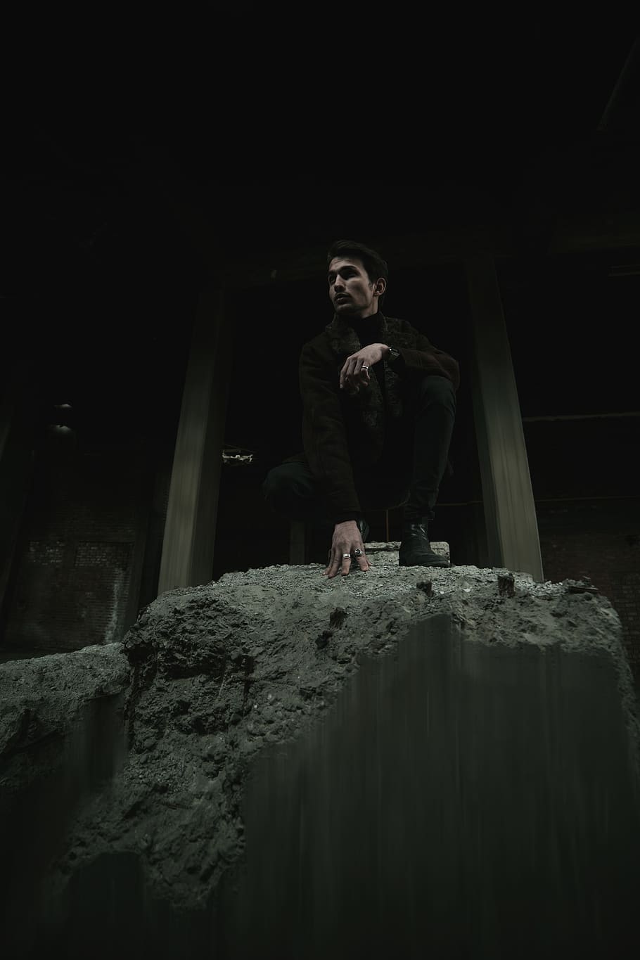 man standing on boulder, one person, real people, front view HD wallpaper